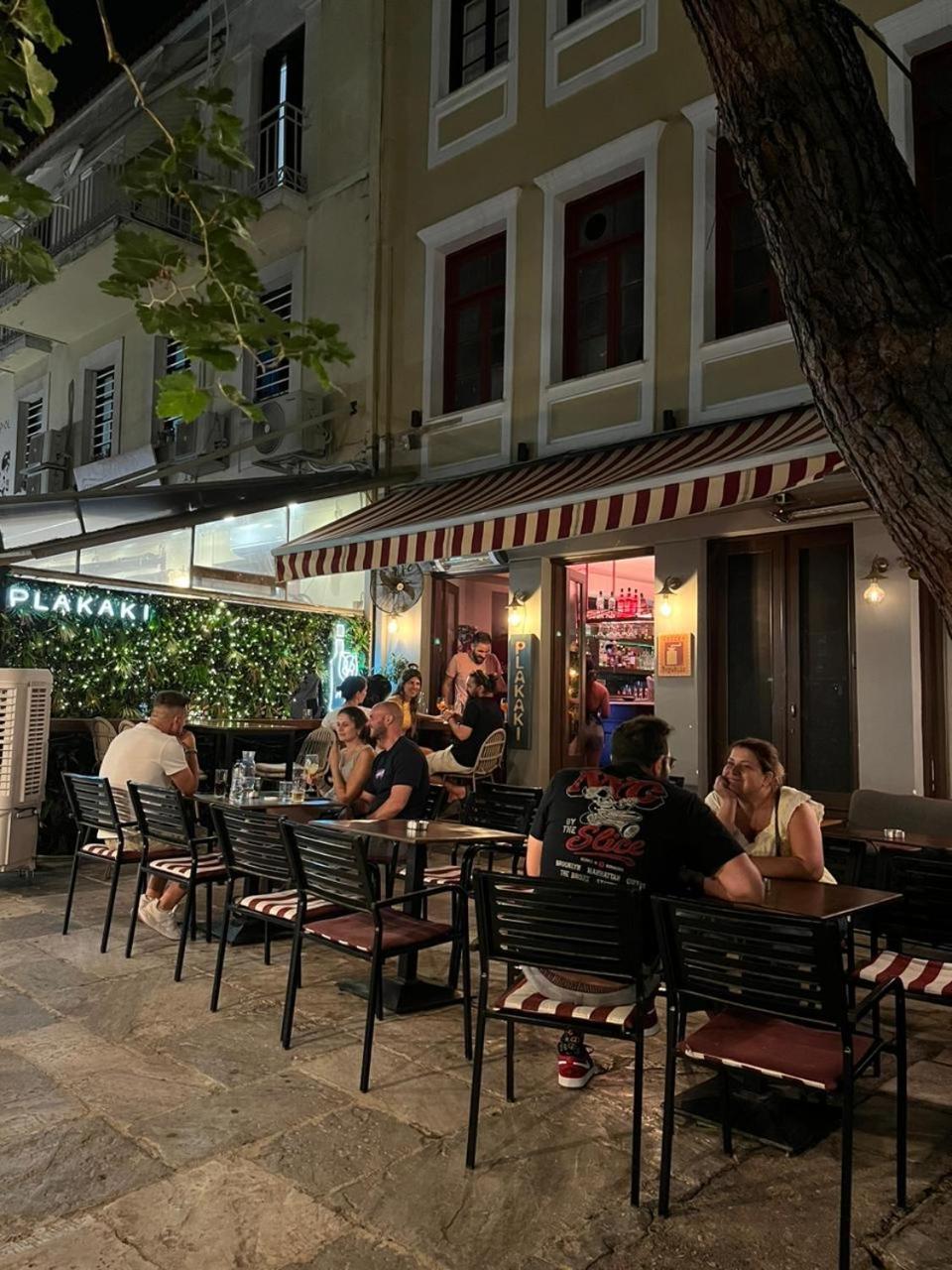 شقة Pari'S House In Plaka أثينا المظهر الخارجي الصورة